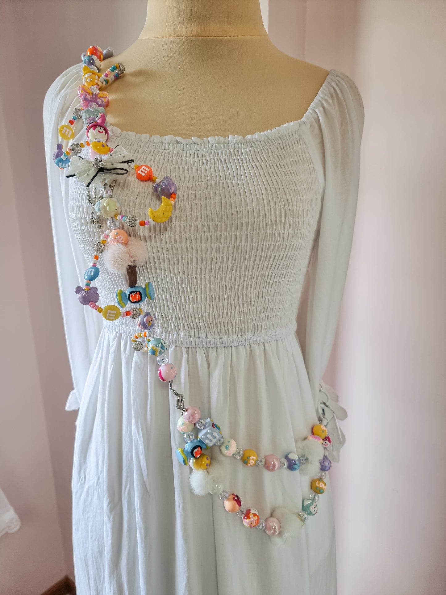Macaron crossbody strap