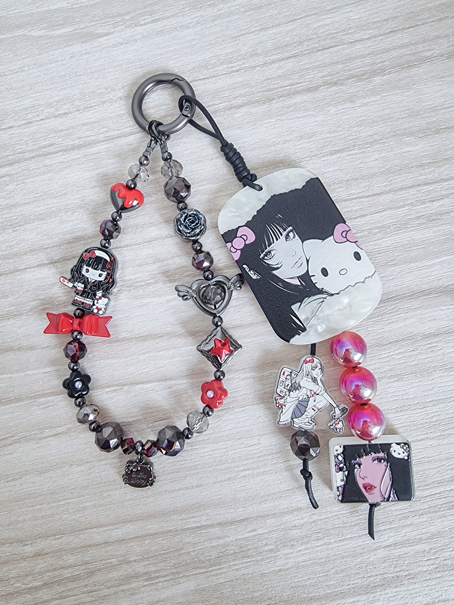 Evil kitty Tomie Kawakami phone / bag strap