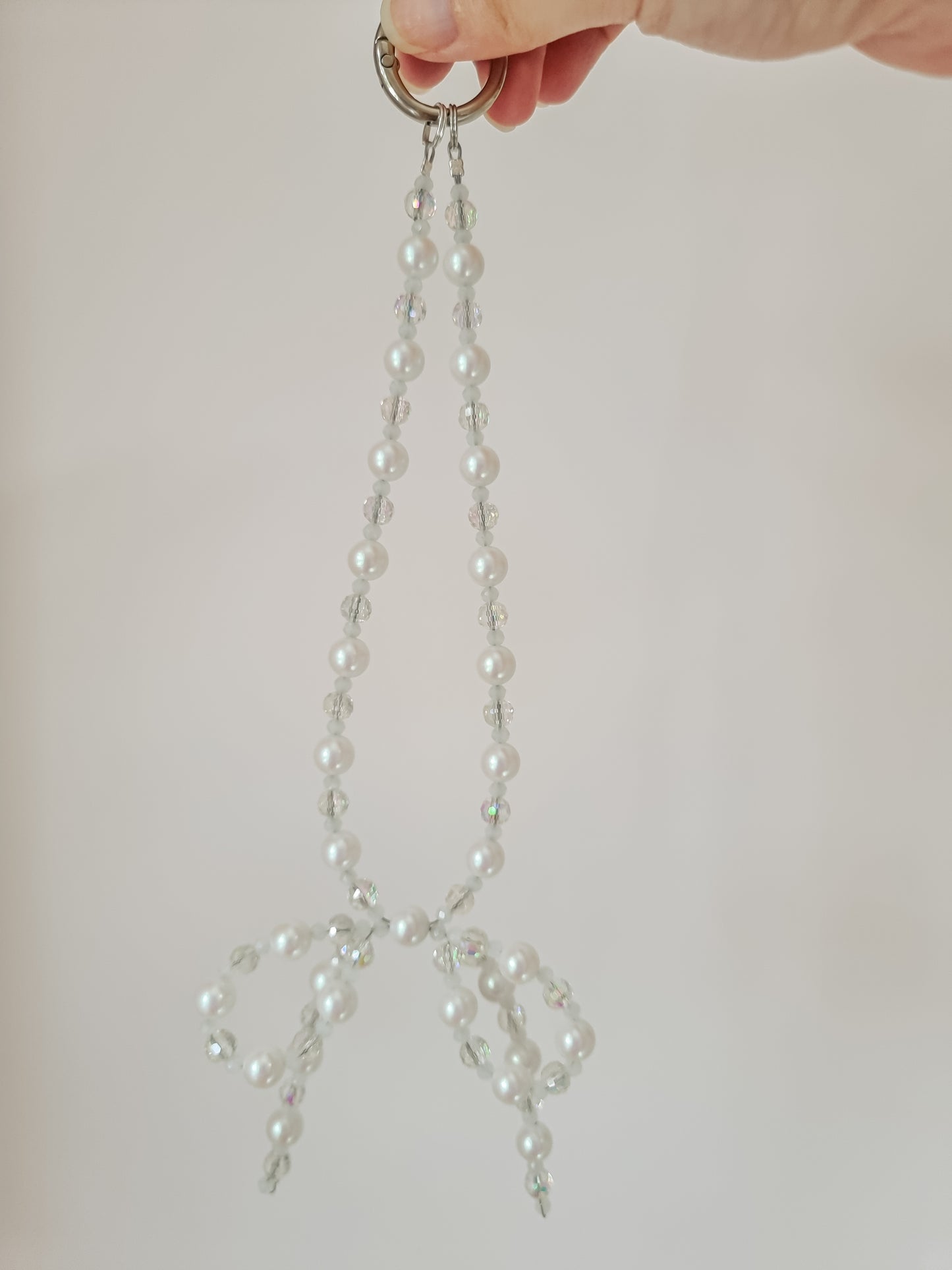 Ribbon pearl crystal phone strap