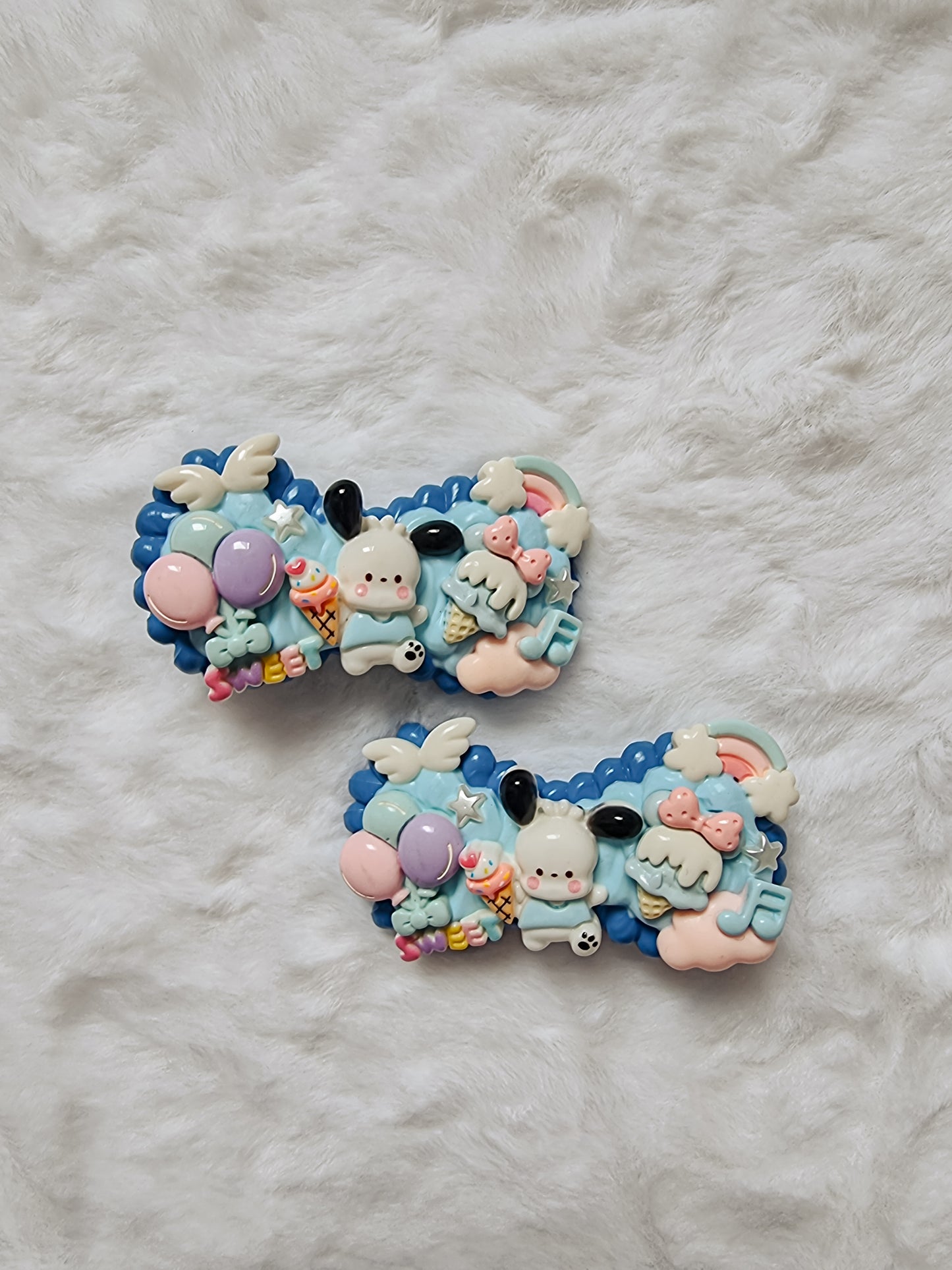 Deco cream with resin characters hair clip