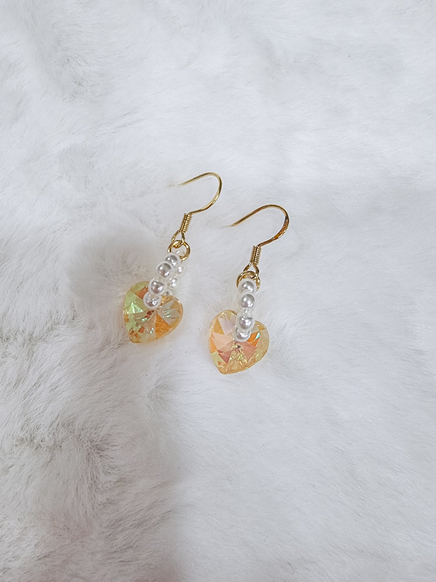 Simple gold crystal heart earrings