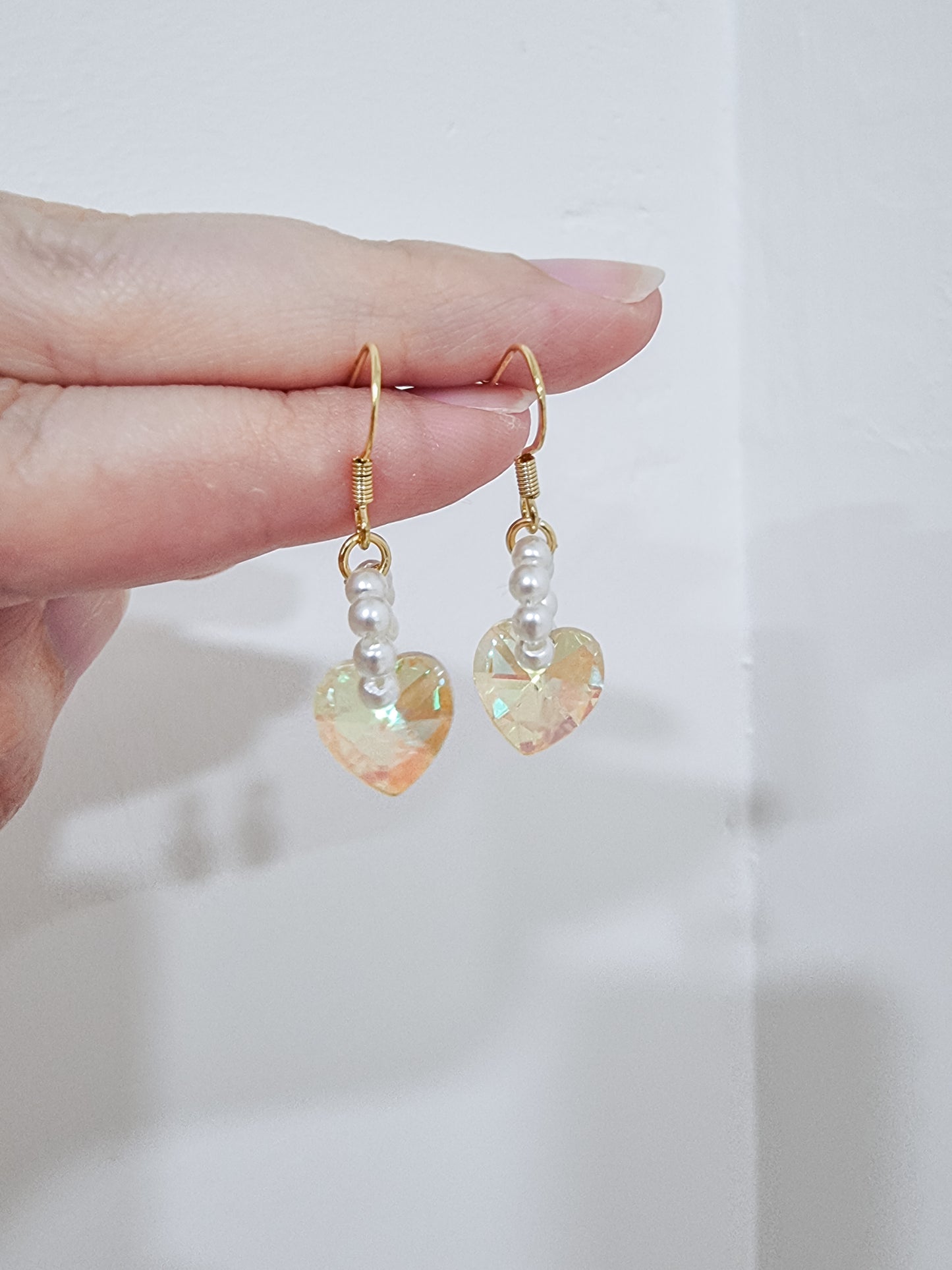 Simple gold crystal heart earrings