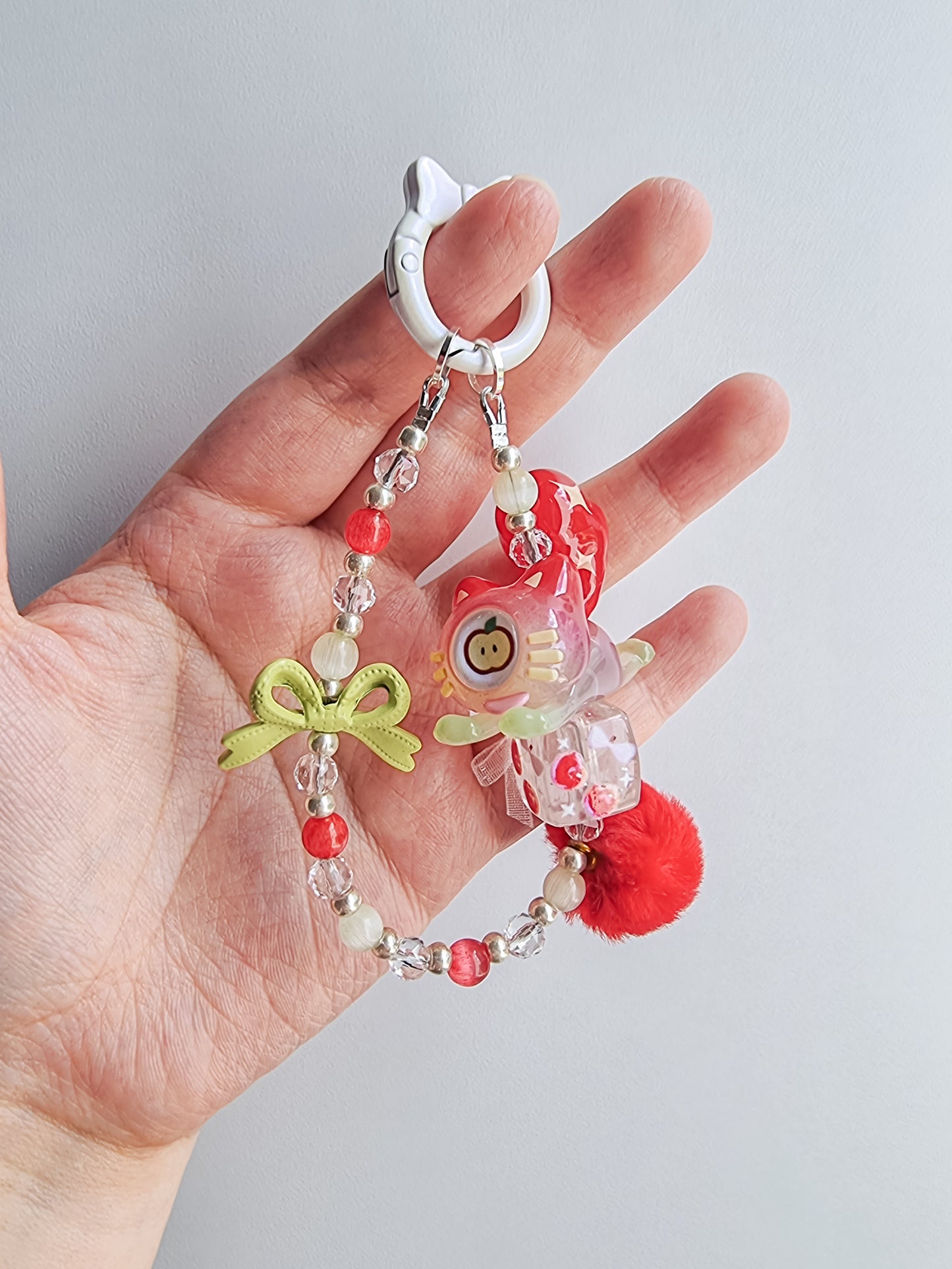 Downy cat mini strap / keychain