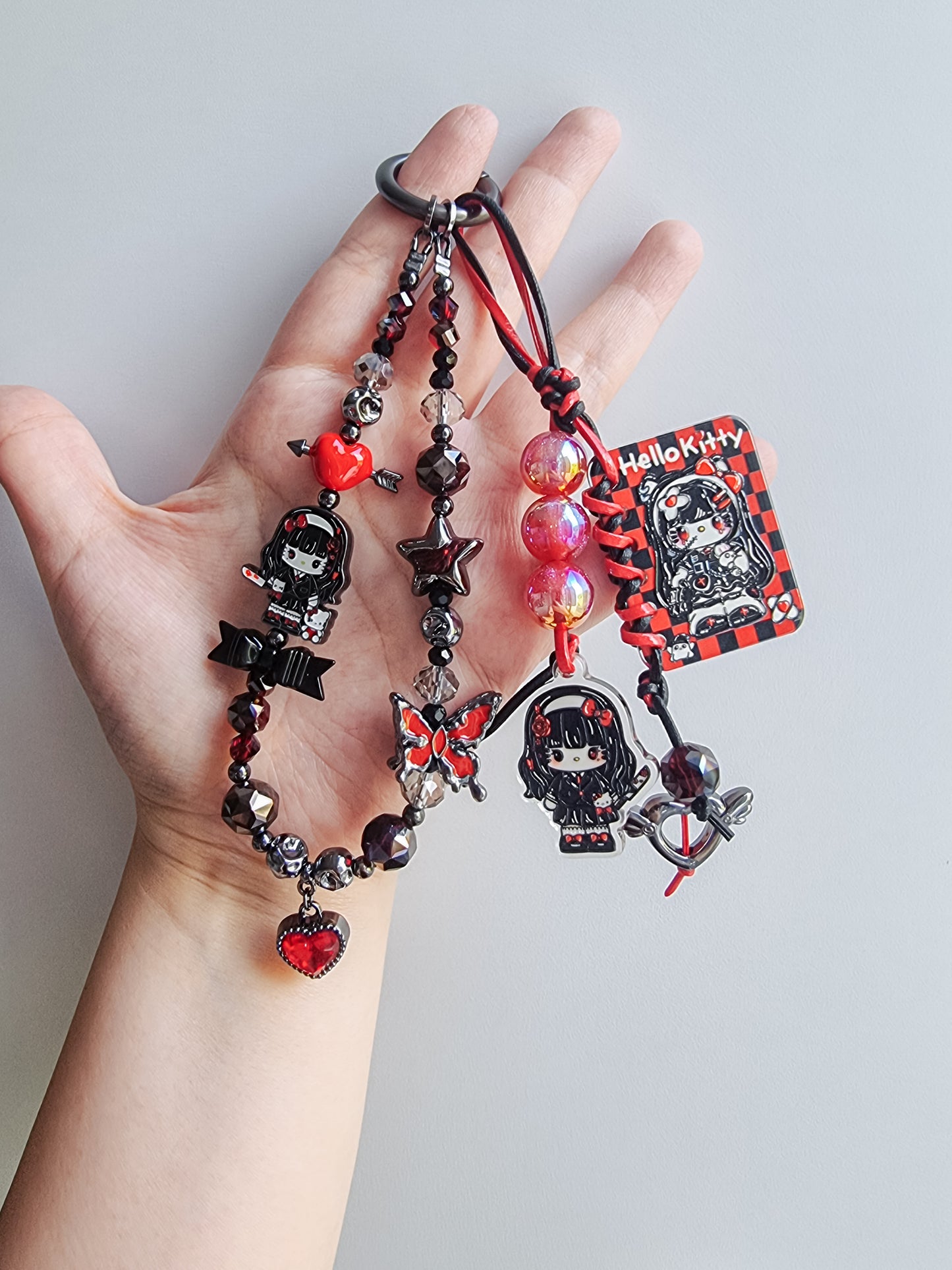 Evil kitty Tomie Kawakami phone / bag strap