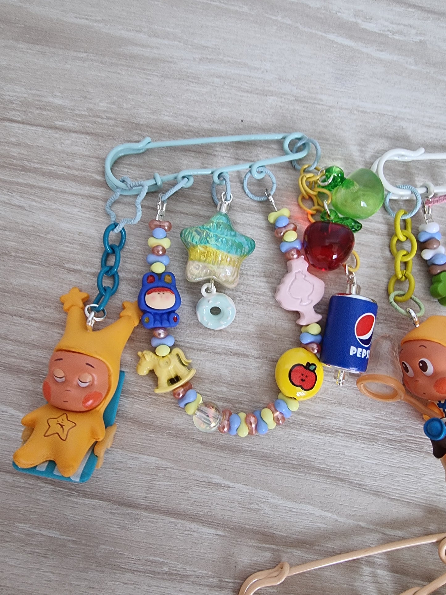 Twinkle twinkle bag pin