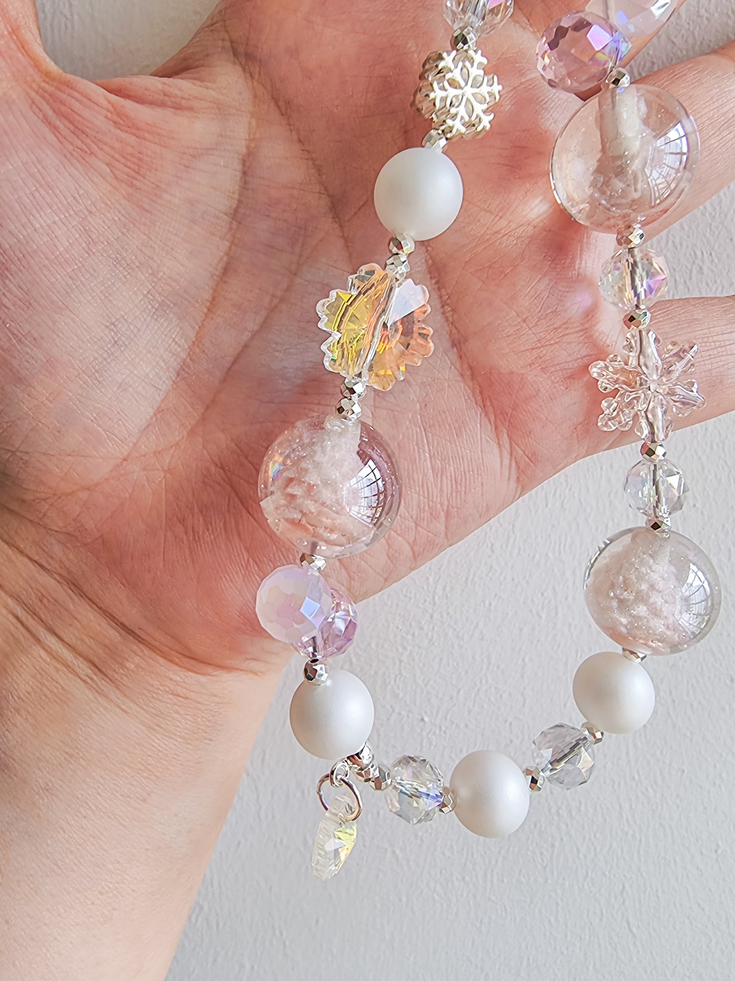 Xmas tree strap - UV color changing and glow in the dark