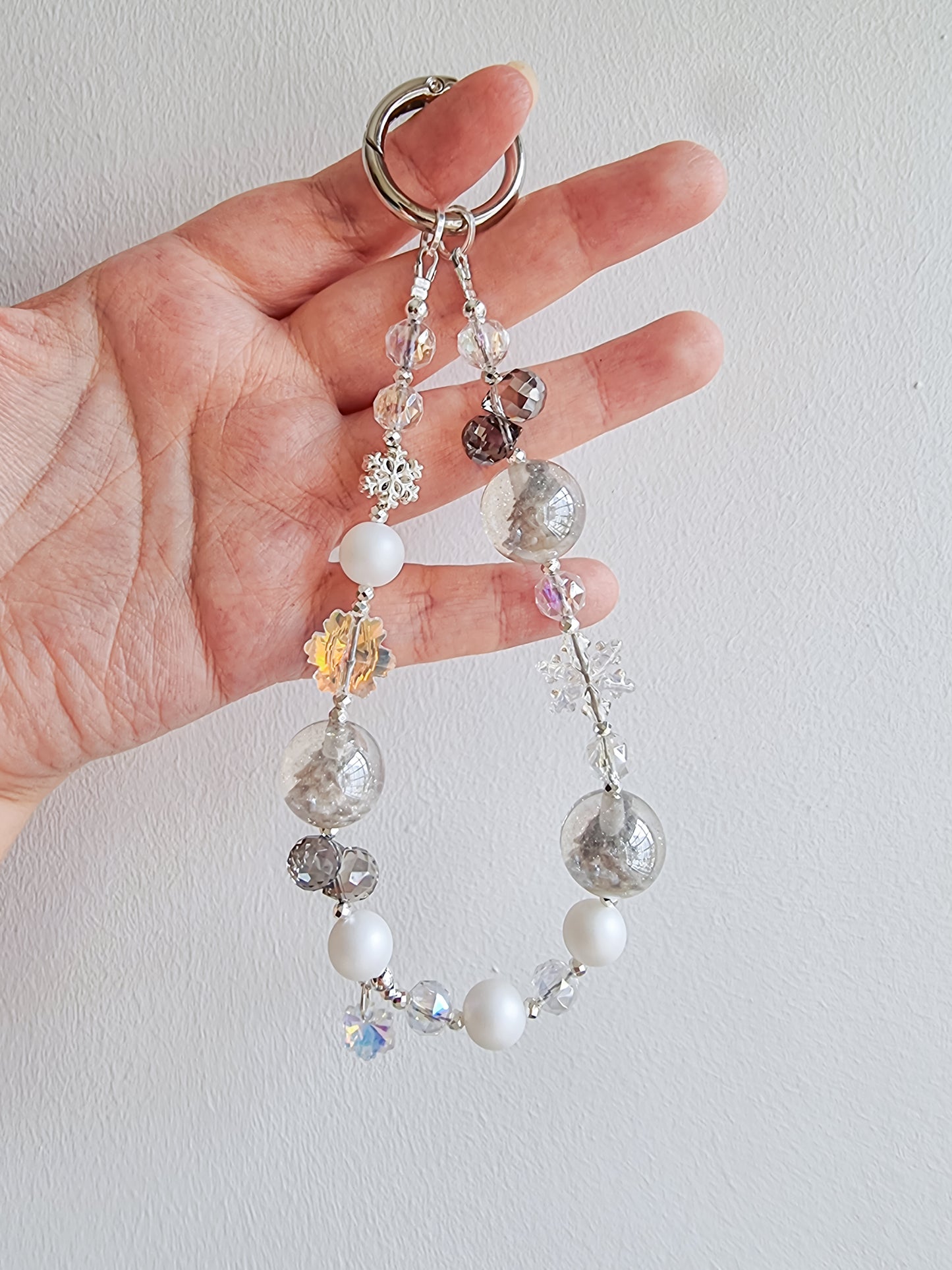 Xmas tree strap - UV color changing and glow in the dark