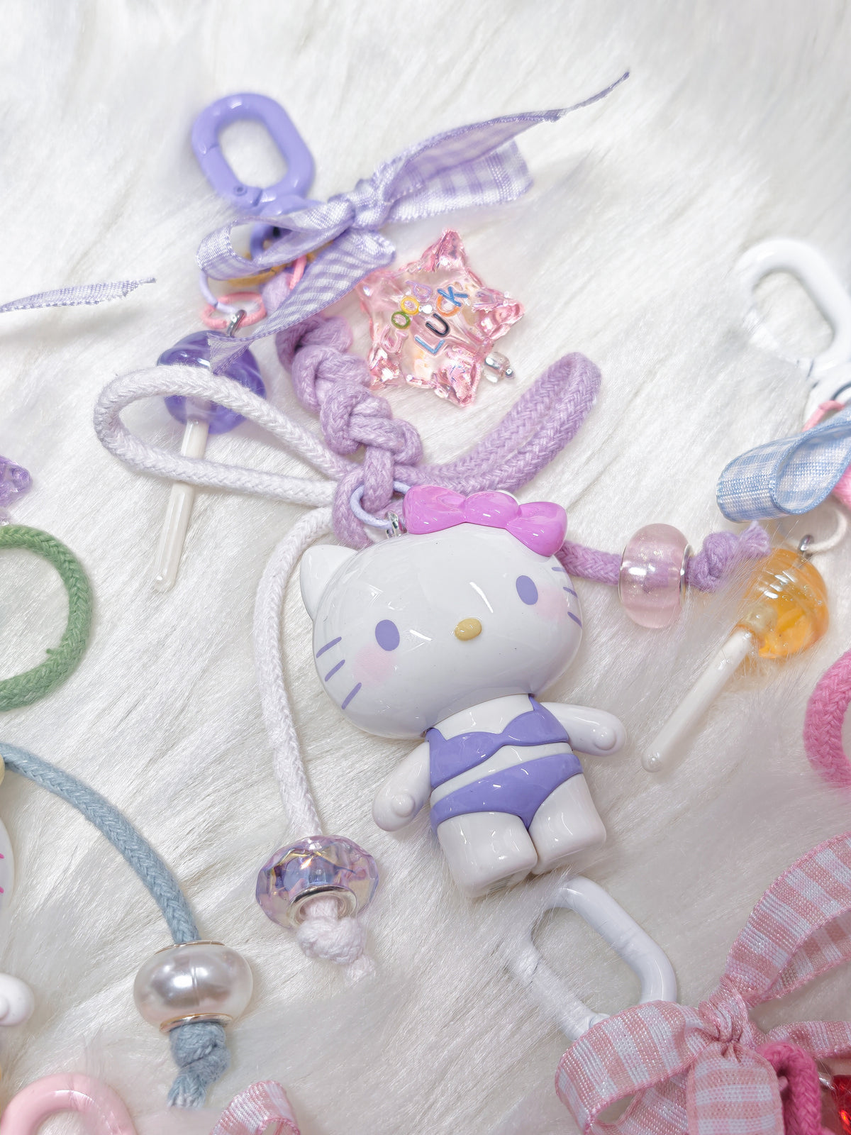 Top Toy Hello Kitty Swimsuit Party keychain