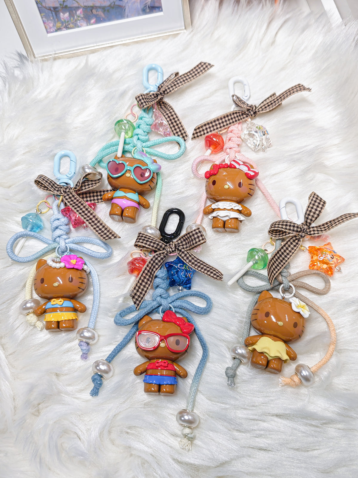 Top Toy Hello Kitty Swimsuit Party keychain